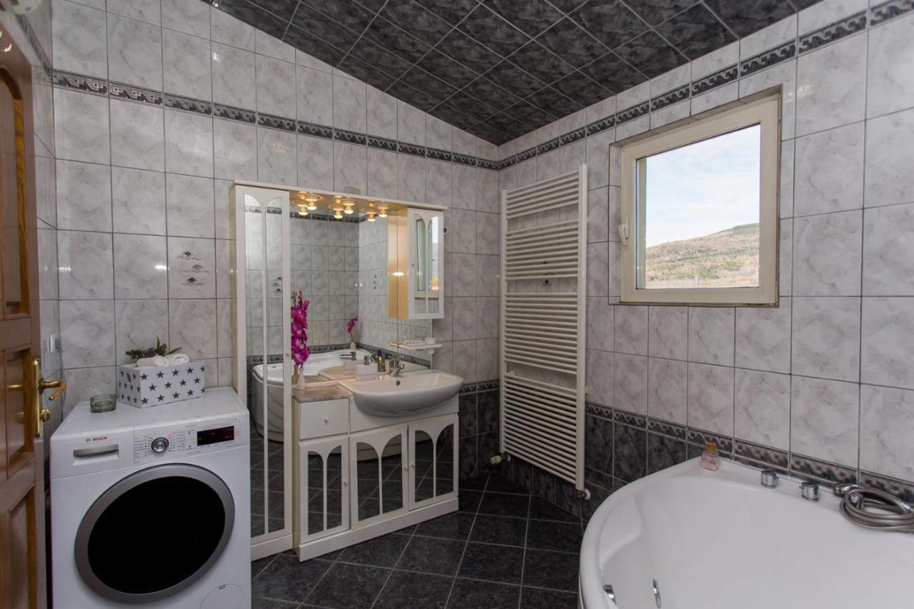 Villa Almas - Heated Pool, Sauna, Gym And Tennis Court Neoric Exterior foto